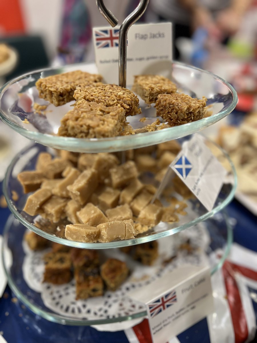 SujSatheesan's tweet photo. Had a fun afternoon at @BISHouston ๐ฌ๐ง International Day! Amazing to see kids and parents from the schoolโs 100ish (!) nations represented. And wonderful to see Team GB ๐ด๓ ง๓ ข๓ ฅ๓ ฎ๓ ง๓ ฟ๐ด๓ ง๓ ข๓ ณ๓ ฃ๓ ด๓ ฟ๐ด๓ ง๓ ข๓ ท๓ ฌ๓ ณ๓ ฟ leading the way with awesome baking products, including these scones ๐ซ! #CreamBeforeJam @UKinTX ๐๏ธ https://t.co/pzTXNFOLOk