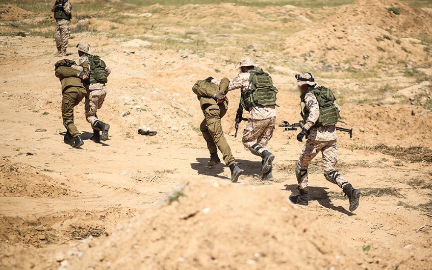 انتم اليوم تواجهون عدوان : 

العدو اليهودي صهيونــي 
والعدو الذي يحاربنا بعضاً بأمير المؤمنين الامام علي عليه السلام 

عدوكم الحقيقي هم المطبعين والخاضعين لاسرائيل 

#Iran #الرد_الإسرائيلي #الرد_الإيراني #طهران