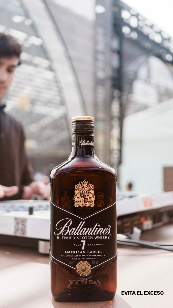 Ballantines_mx's tweet photo. Curando decimos que esperar valió la pena nos referimos a este fin de semana. ¿A quién vemos mañana por acá? https://t.co/VhR9HmPr6U