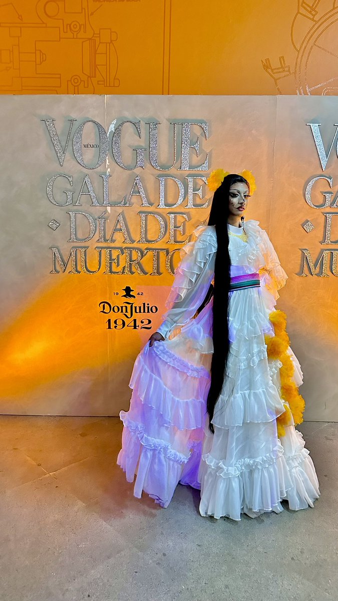 <a href="/VogueMexico/">Vogue Mex y Latam</a> ✨🌼💀