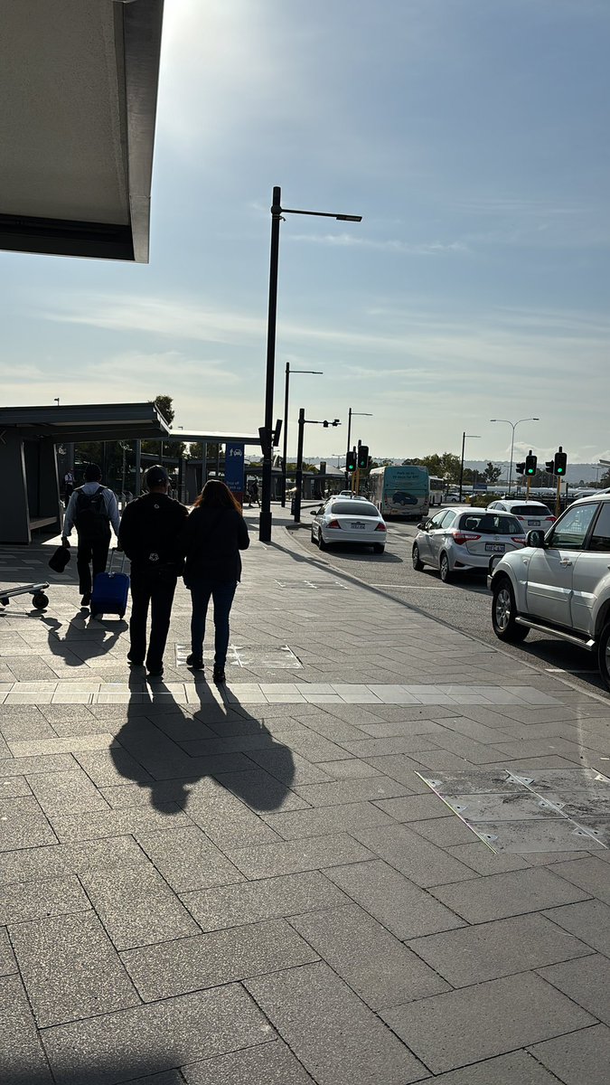 faafdhal's tweet image. Perth, Australia

Bandar yang tenang, living cost yang berpatutan dengan scene dan view yang tak menyakitkan mata, jalan ke cycling ke tak berpeluh sbb sejuk (10-20C)..biasalah ada samseng jalanan sikit sikit tu kat bandar