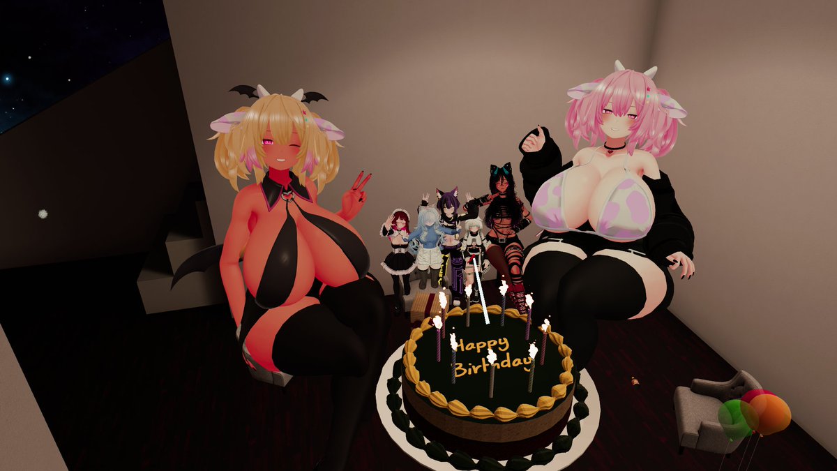 SmallAndAllThat's tweet photo. Some pictures from my birthday this week https://t.co/kxA4ZFR78q