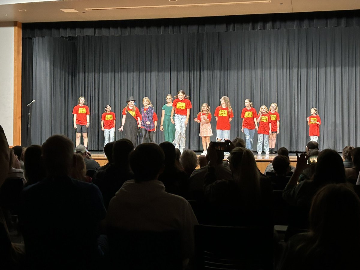 USD230Supt's tweet image. #AwesomeShow