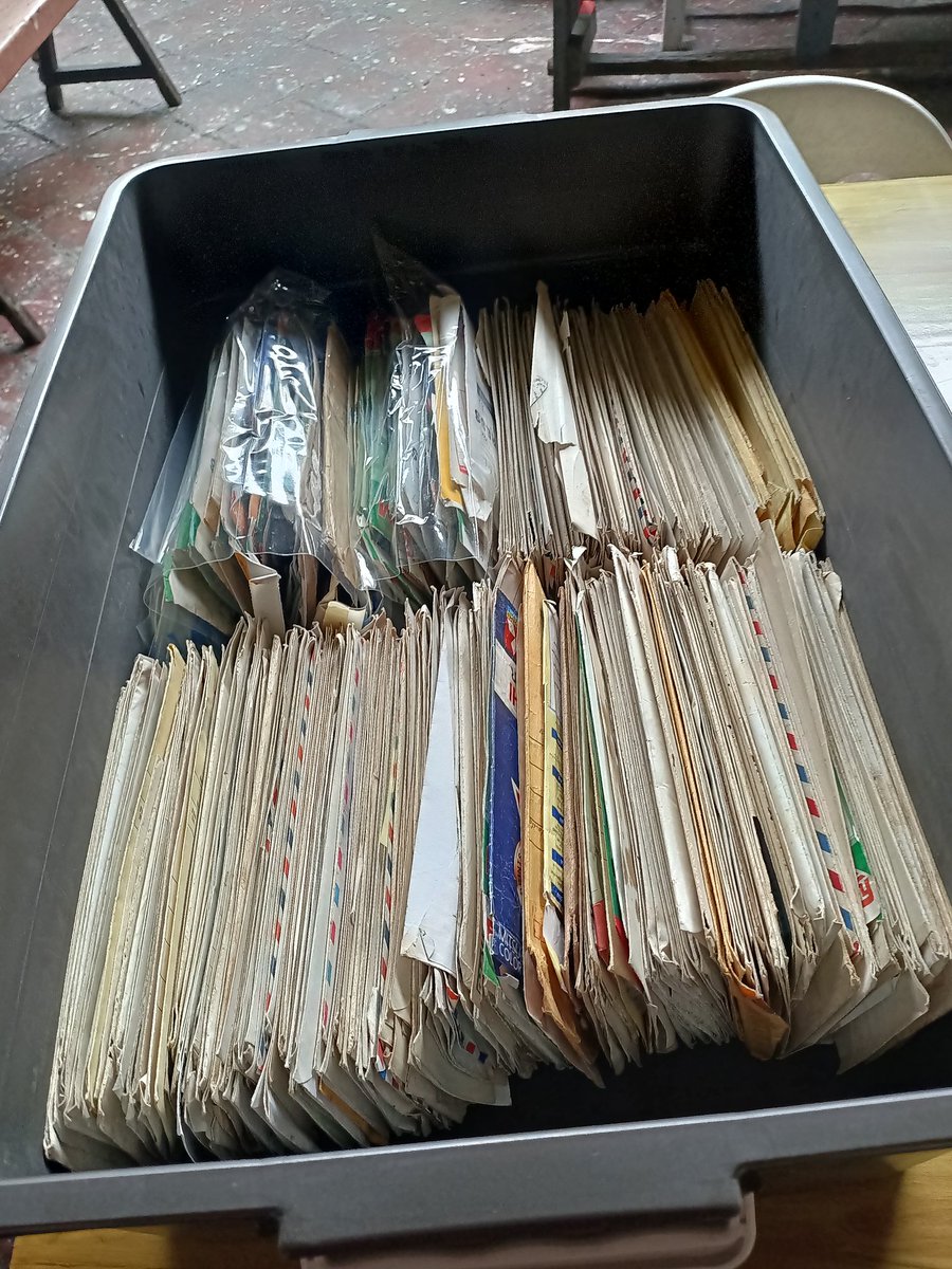 lessegers's tweet photo. Amoy sukang paombong x 10. But most crucial as it contains photo documentation of 1980s - 2000s rallies and more. 🫣 #archivalprocessing https://t.co/L25XYOUWcc
