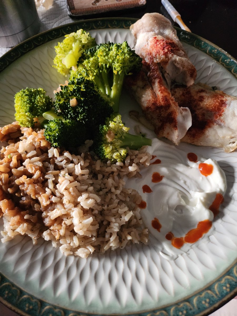 pprubuck's tweet image. Eat right daily