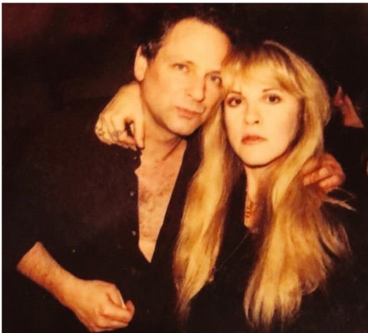 me and my situation ship in 2074 after he liked my instagram story again