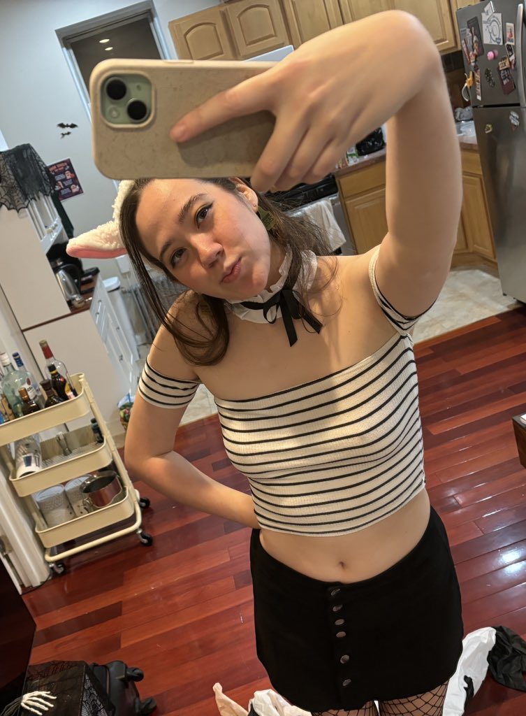 offwhelmed's tweet image. Looked too hot for the human eye. Sacrifices needed to be made