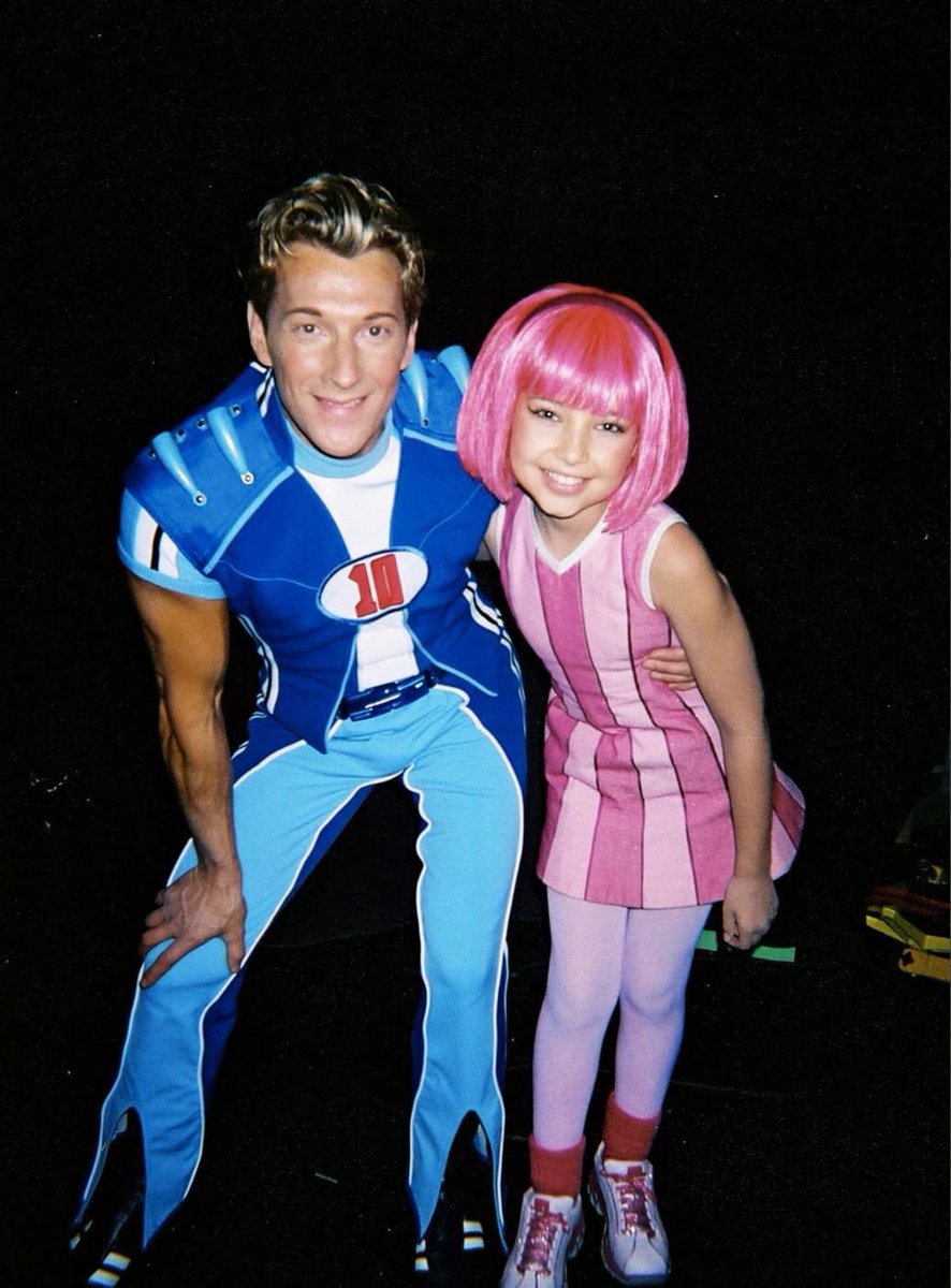 shelby_young's tweet image. idk why lazytown is trending all over my feed rn but yes, magnus was basically a super hero irl. i remember landing in iceland to film the pilot and when he met my mom &amp;amp; i at the airport he just casually grabbed onto a parking sign and went fully horizontal in the air