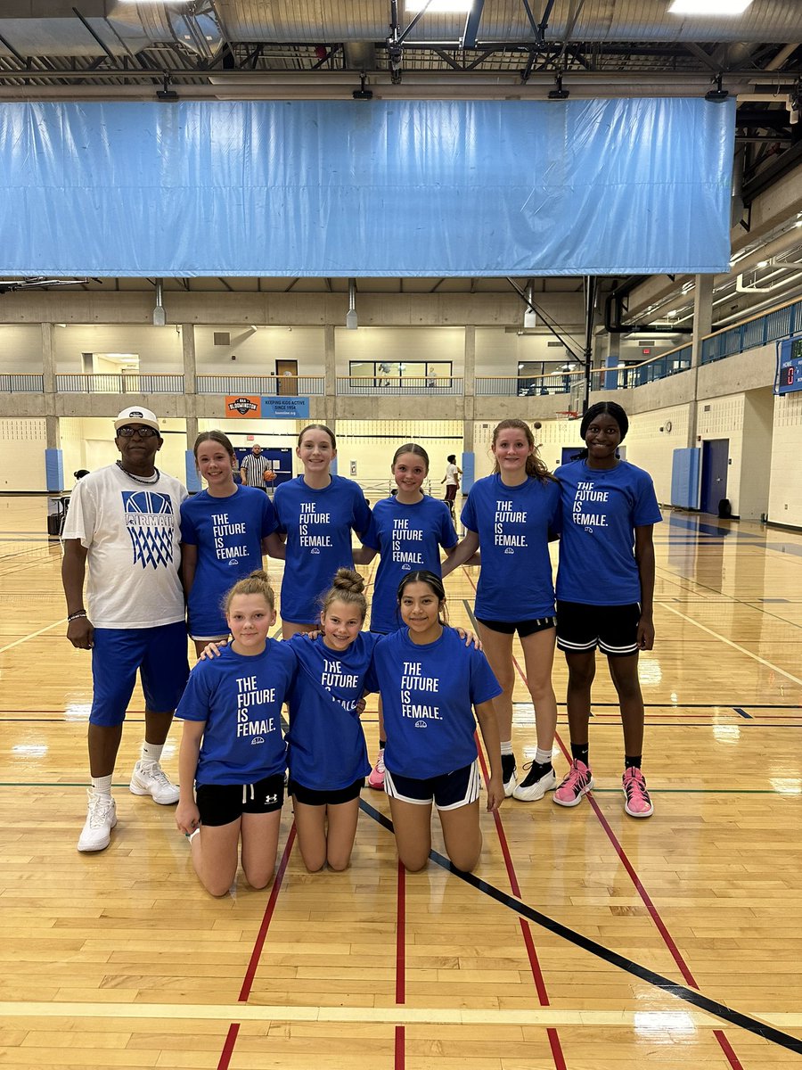 JrAllStarBB's tweet photo. 𝗧𝗛𝗘 𝗙𝗔𝗟𝗟 𝗘𝗫𝗖𝗟𝗨𝗦𝗜𝗩𝗘 𝙍𝙀𝙎𝙐𝙇𝙏𝙎 

Duke Blue Devils - 41
South Carolina Gamecocks - 38 https://t.co/UOu3C4pviD