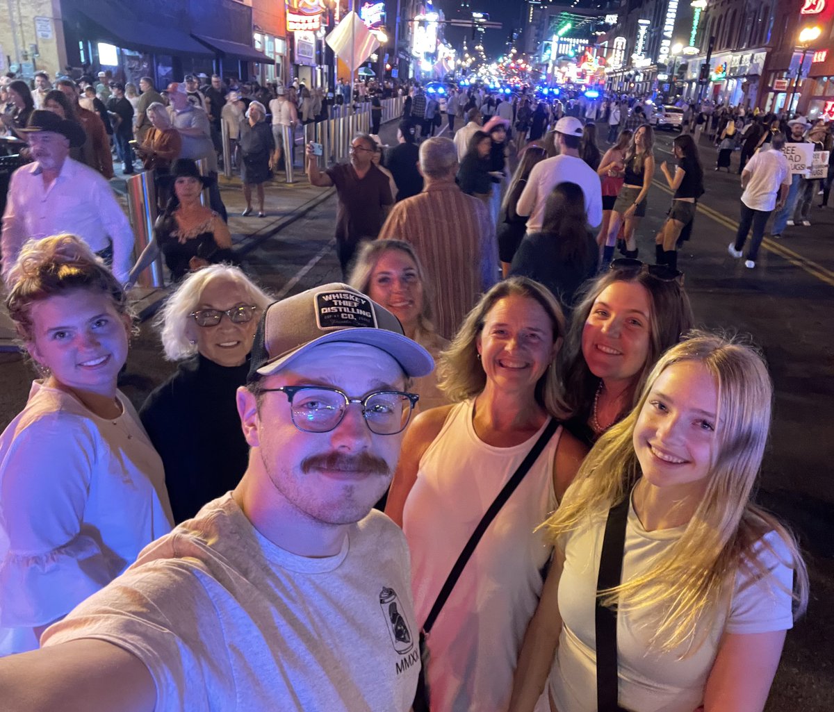 karrie_joy's tweet photo. Nashville did not disappoint! Broadway was crazy, crazy good fun……Would love to go back!!! 🤠💃💪🏻
#peoplewatching
#isitbedtimeyet
#chooseyou
#choosehappy https://t.co/48gdsouvD4