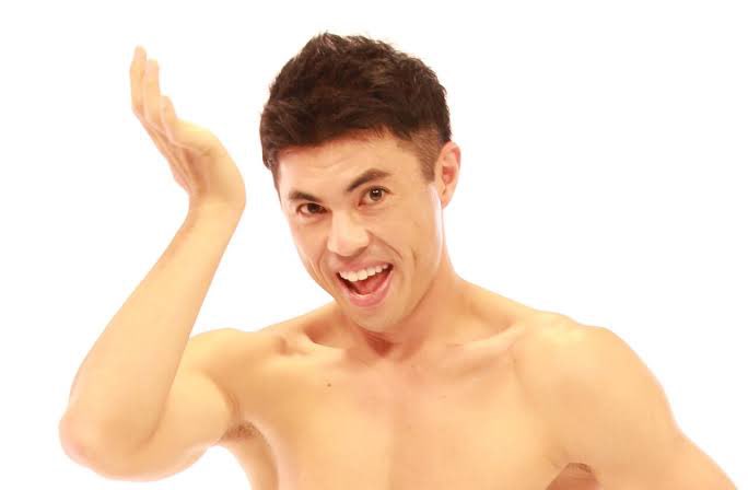 vm4e4228's tweet image. やばい、疲れてるのかな？

#ちいかわ
#小島よしお
#なか、よしお 
#おかしのまちおか
#おかしのまち、おか