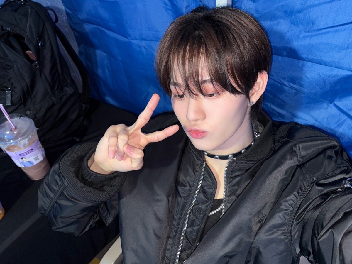 EVNNE_official's tweet photo. 2024 뮤직뱅크 in 창원 🎶🏦

#EVNNE #이븐
#지윤서 #JIYUNSEO https://t.co/SWkWShtDkG