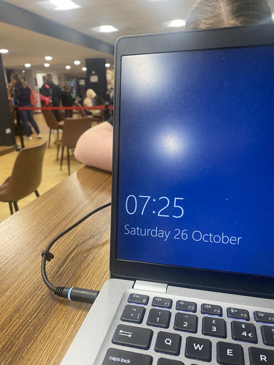 An early start and day of swimming gala for my girl means camping out to get the final chapters of dissertation done!! The end is in sight ✍🏻 🙏🏻