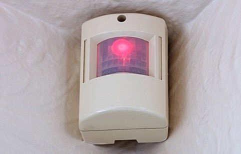redrowsecurity tweet picture
