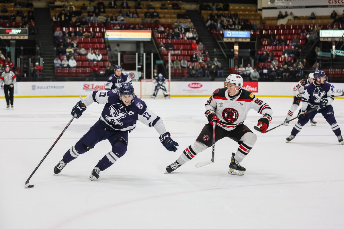 UNB REDS (@unbathletics) on Twitter photo MHKY: <a href="/StFXAthletics/">StFX Athletics</a> scores OT win over <a href="/UNBMHockey/">UNB Men’s Hockey</a>
bit.ly/3Uss1Cn
Photos by: <a href="/FHarrisphotos/">Fran Harris</a>
#goredsgo MHKY: <a href="/StFXAthletics/">StFX Athletics</a> scores OT win over <a href="/UNBMHockey/">UNB Men’s Hockey</a>
bit.ly/3Uss1Cn
Photos by: <a href="/FHarrisphotos/">Fran Harris</a>
#goredsgo