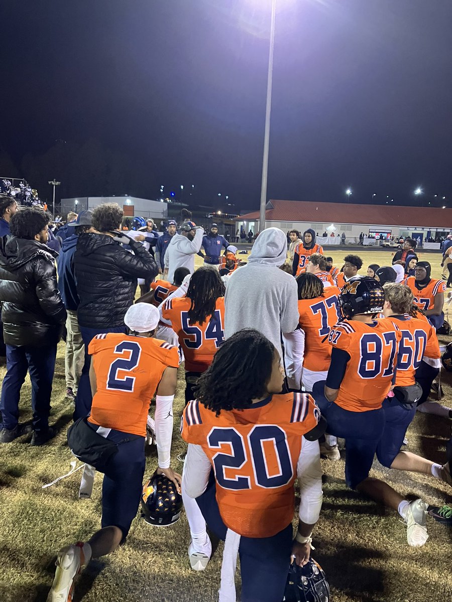 MHSLancers's tweet image. Manchester defeats LC Bird 16-7 🏈🏈