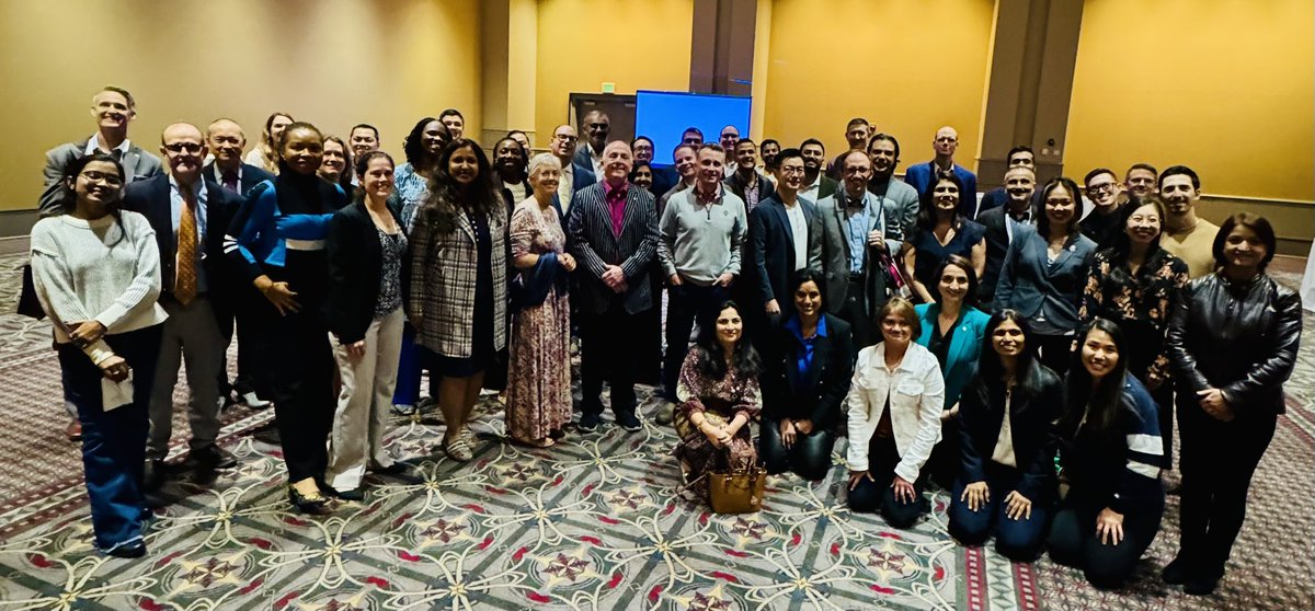 NeenaSAbrahamMD's tweet photo. 👉🏽My favorite event at #ACG2024 

👉🏽 @AmCollegeGastro #Institute cocktail party

👉🏽 Leadership alumni networking with each other &amp; #ACG Leaders

👉🏽 Our leadership programs’ alumni are making big impact in #GI locally, regionally &amp; nationally ‼️ https://t.co/hFFSpMNsV7