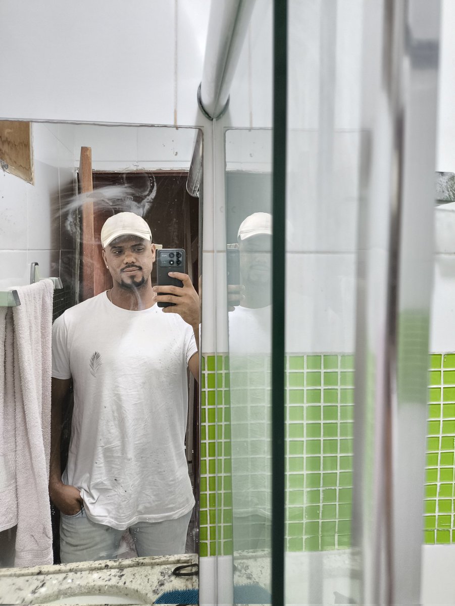 RuanGus_'s tweet photo. Pô queria postar no insta, mas com o espelho manchado é osso. Vai aqui mesmo! https://t.co/O0jRiMkMBL