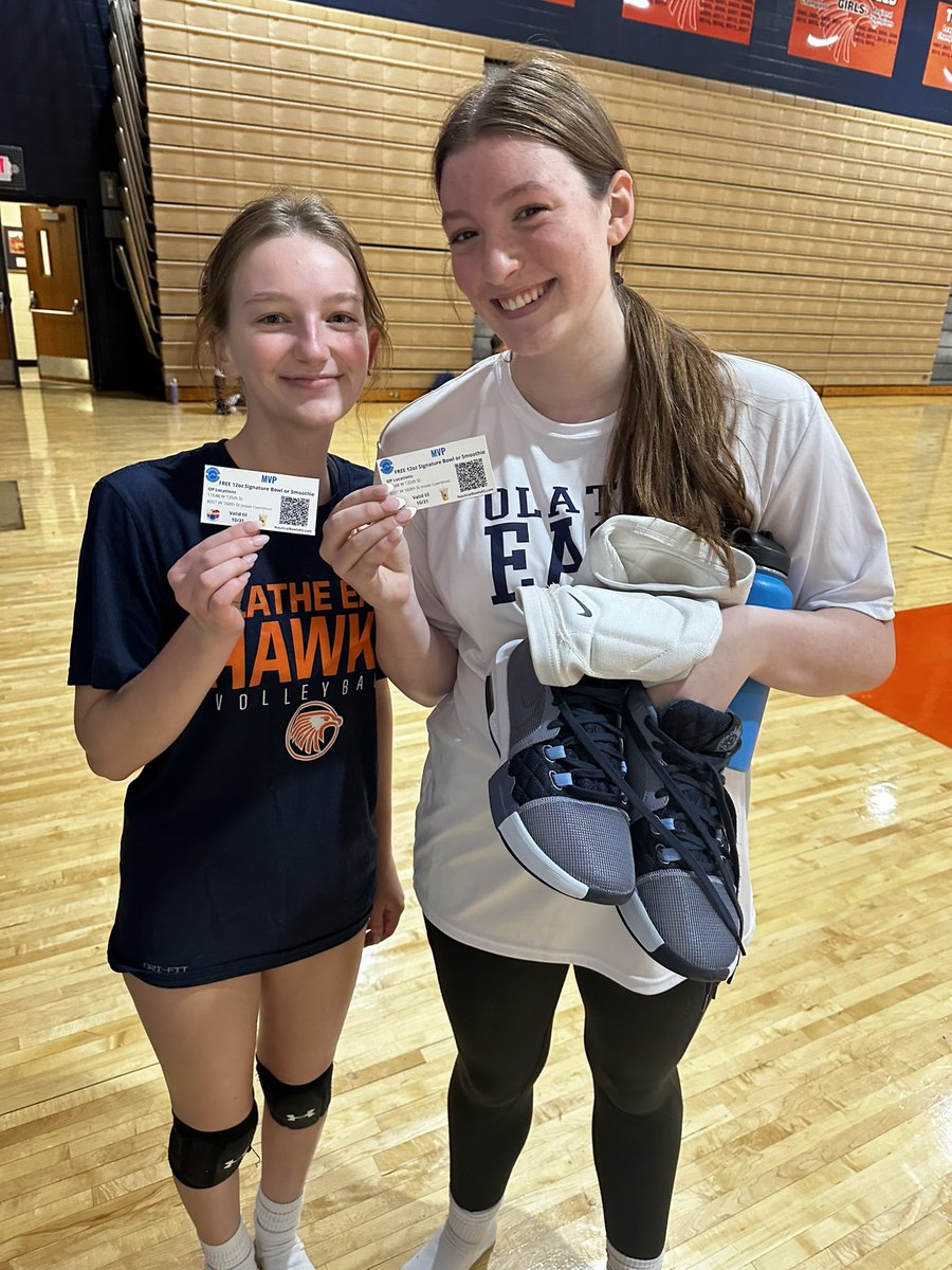 OEHawksVB's tweet photo. We’ve had lots of @NauticalBowlsOP #MVPs lately to finish out the regular season…thanks to @NauticalBowlsOP for being an awesome sponsor of @OEastAthletics and recognizing our talented athletes! 🥰 @OEVBboosters https://t.co/179Pu69Ev4