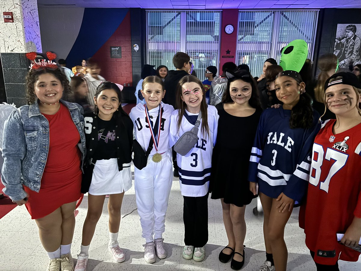 Erin Lyons-Barton tweet media