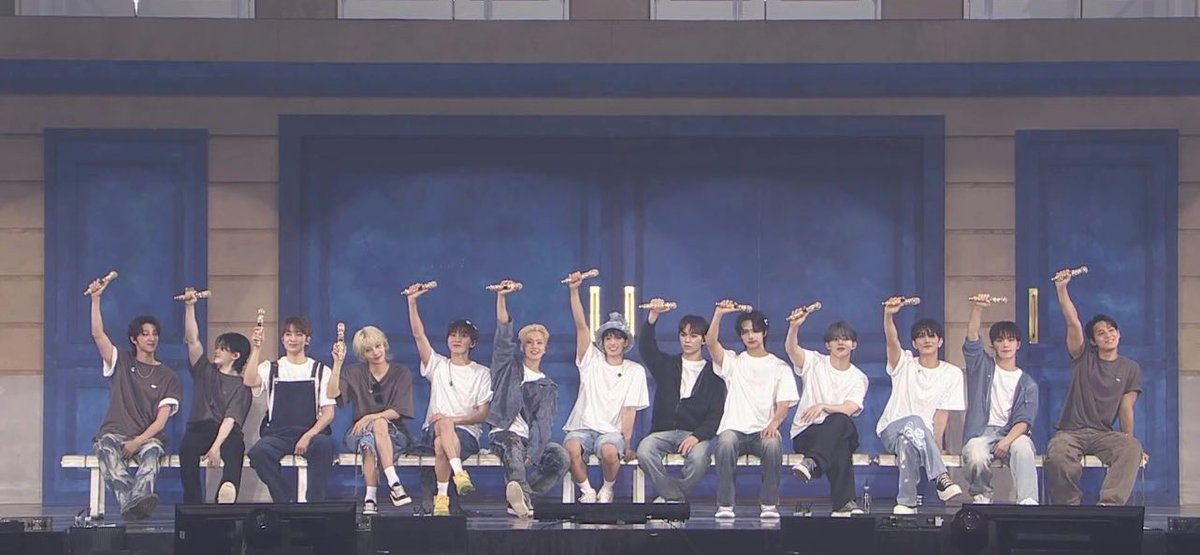 🍒: "seventeen is perfect as 13 people"