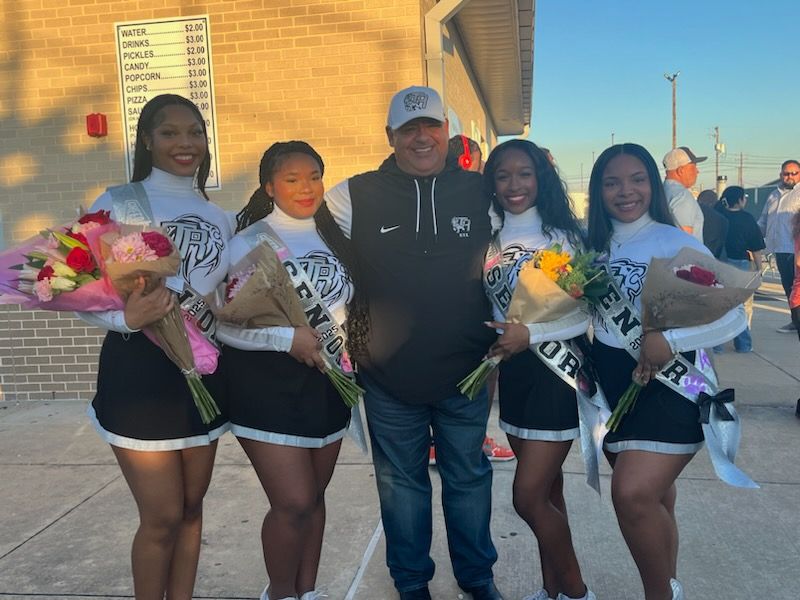T R Franklin 🇵🇦 (@twintt_2) on Twitter photo From elementary to high school, my girls have had the best of the best principals. My girls were blessed to have my sister as their elementary school principal and <a href="/montelongo_john/">John Montelongo III</a> as their high school principal. #nationalprincipalsmonth From elementary to high school, my girls have had the best of the best principals. My girls were blessed to have my sister as their elementary school principal and <a href="/montelongo_john/">John Montelongo III</a> as their high school principal. #nationalprincipalsmonth