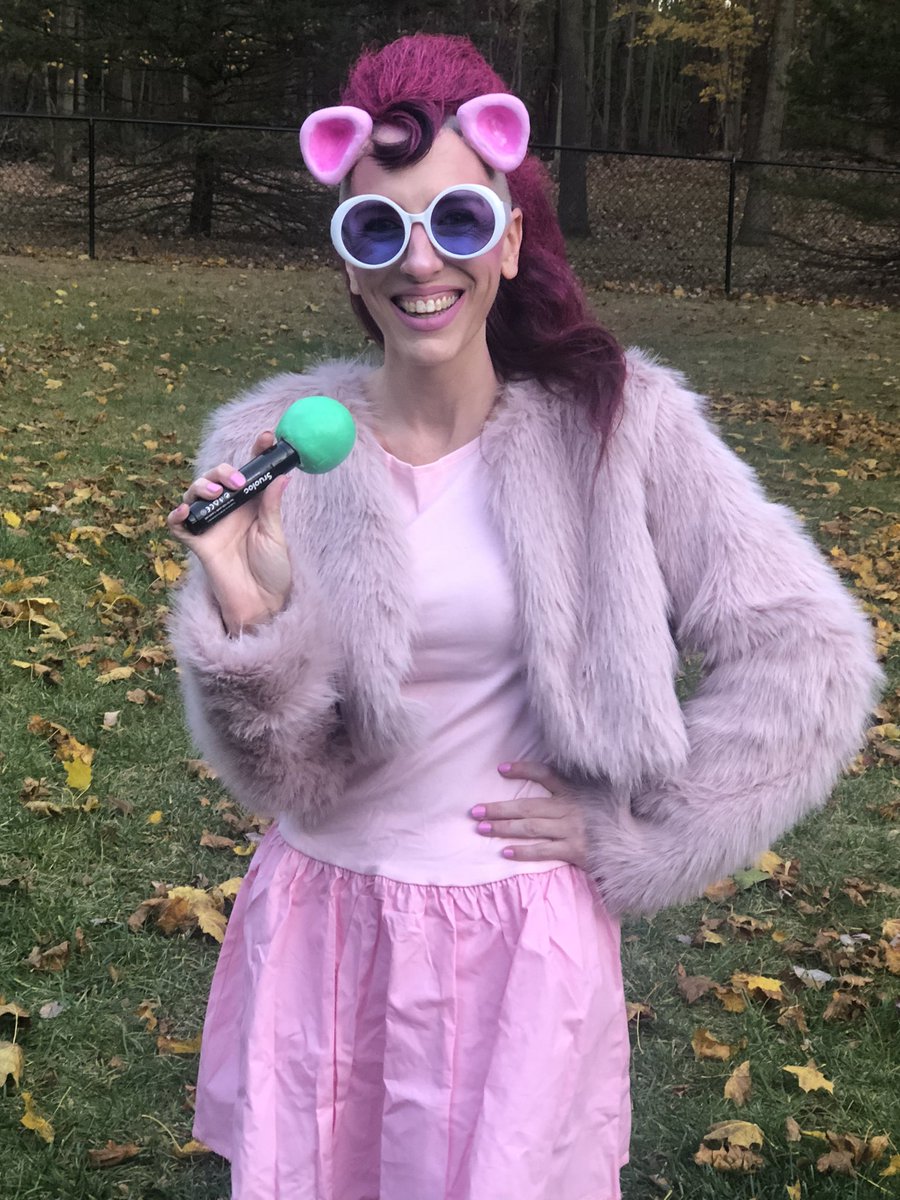 SexyToaster's tweet photo. A wild Jigglypuff appeared #halloweencostume #pokemon https://t.co/wX0PBBRX9g
