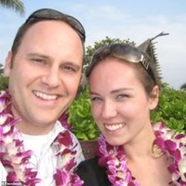 TrueCrimeUpdat's tweet photo. A 15-year-old boy in #FallCity, #Washington, is accused of murdering his parents and three siblings, while attempting to frame his 13-year-old brother for the crime
Mark Humiston, 43, & Sarah Humiston, 42, were found dead in their $1.4 million home along with three of their five children
The eldest son, now facing five first-degree murder charges & one attempted murder charge, allegedly used his father's Glock handgun in the massacre. He tried to stage the scene as a murder-suicide committed by his younger brother Benjamin
The 11-year-old sister, the sole survivor, identified her eldest brother as the shooter
The family was described as highly religious with strict parental control
#RIP 🙏 #TrueCrime
Please share to spread awareness