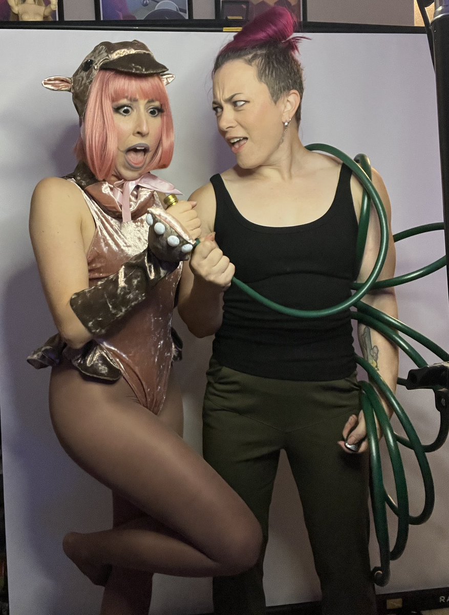 ClaireMax's tweet image. She wanted to be Moo Deng, so the only logical choice was for me to go as “harried zookeeper who constantly gets chomped on” (complete with hose)

Moo Deng costume made by me 😂