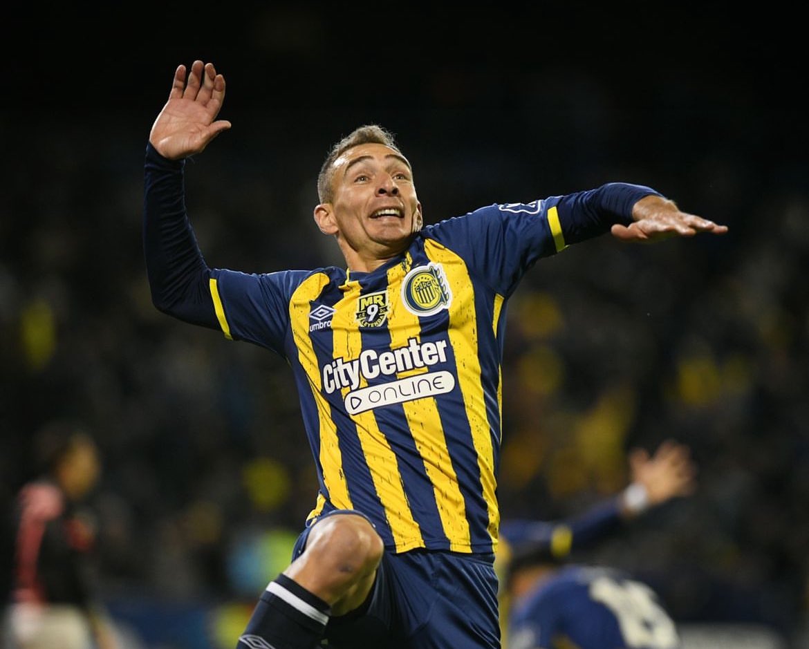 El tipo que me hizo más feliz en mi vida, el tipo que me hizo gritar más goles en mi vida, mi ídolo, feliz cumpleaños Marco Gaston!!