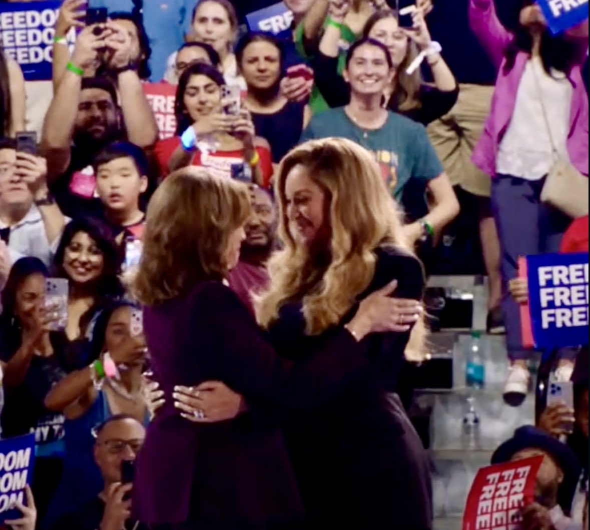 Andy_Frank's tweet photo. “I’m … mother” -Beyonce https://t.co/MJMlexPbwF