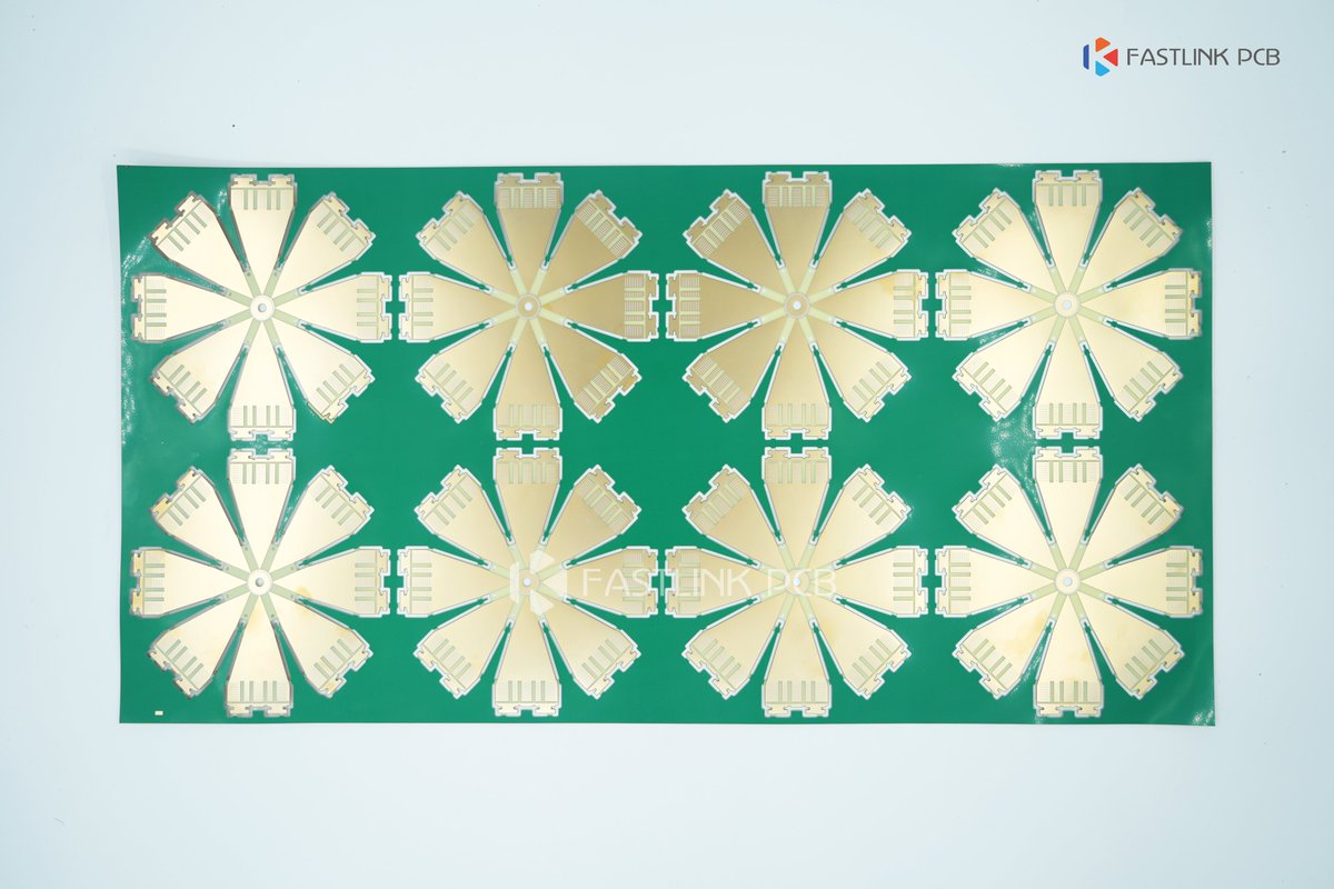 Jack_FastLink's tweet image. Ultra-thin  PCB ,thickness only 0.2mm!
linkedin.com/feed/update/ur…
More info：fastlink-electronics.com
#FastlinkPCB #pcb #FR4 #singlelayer #ultrathin #rigidpcb #manufacturer #factory #ENIG #PCBEngineering #Innovation #IPCClass3 #Reliability #AdvancedTechnology #PCBManufacturing