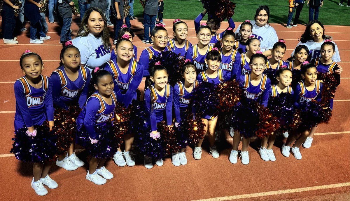 CMartinez_MRE's tweet photo. Such an amazing time tonight at Eastlake’s Community Pinkout Game! Great job to our incredible lady owls! 🦉💕 #MRE #SISD https://t.co/3WTWrFreAw