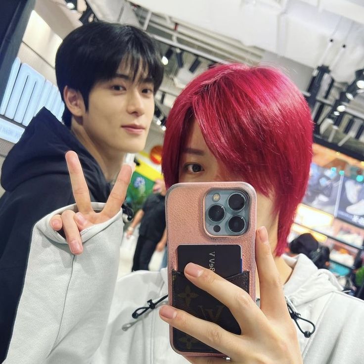ILUSlVE's tweet photo. ㅤ

Jangan lupa jemput @REDMARTlNI
ㅤ
ㅤ https://t.co/eEFTxb7ovX