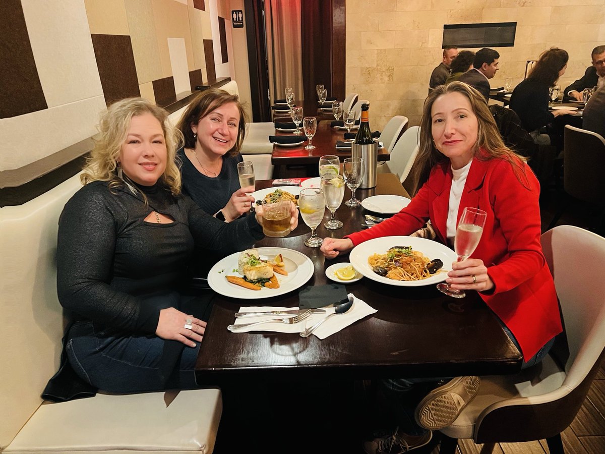 mariannaalperin's tweet photo. Thank you @AntoshDD and @dramypark for a wonderful #PFDweek24 meeting. Great to be among so many friends, colleagues, and talented trainees. Inspired to pursue new impactful initiatives with #MariaBortolini and @MilenaWeinstein https://t.co/mMYnfXPvi5