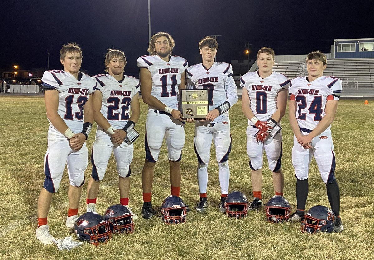 coachsteinbrock's tweet photo. Football Final: 
Clifton-Clyde 36
Lincoln 28

 District Champions! 🏆 
#EagleNation #SAW #Family 🦅🏈 https://t.co/VnIekAbPiF