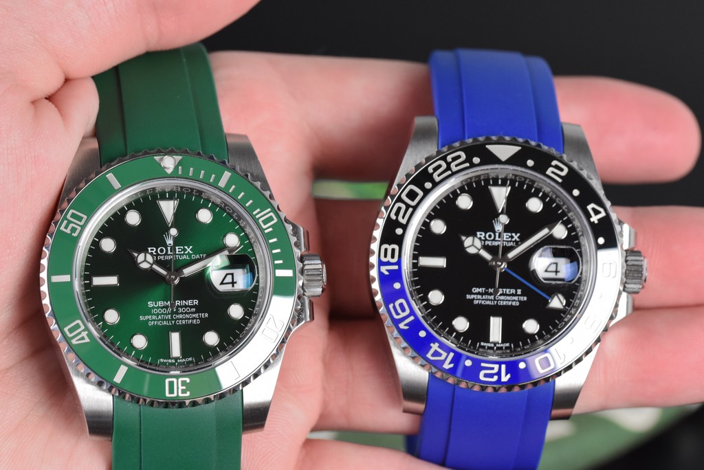 Are you Team Hulk 💚 or Team Batman💙? Personally, I'm all about the full-green Sub with matching Everest green rubber—it's a bold look! What’s your style?🤔