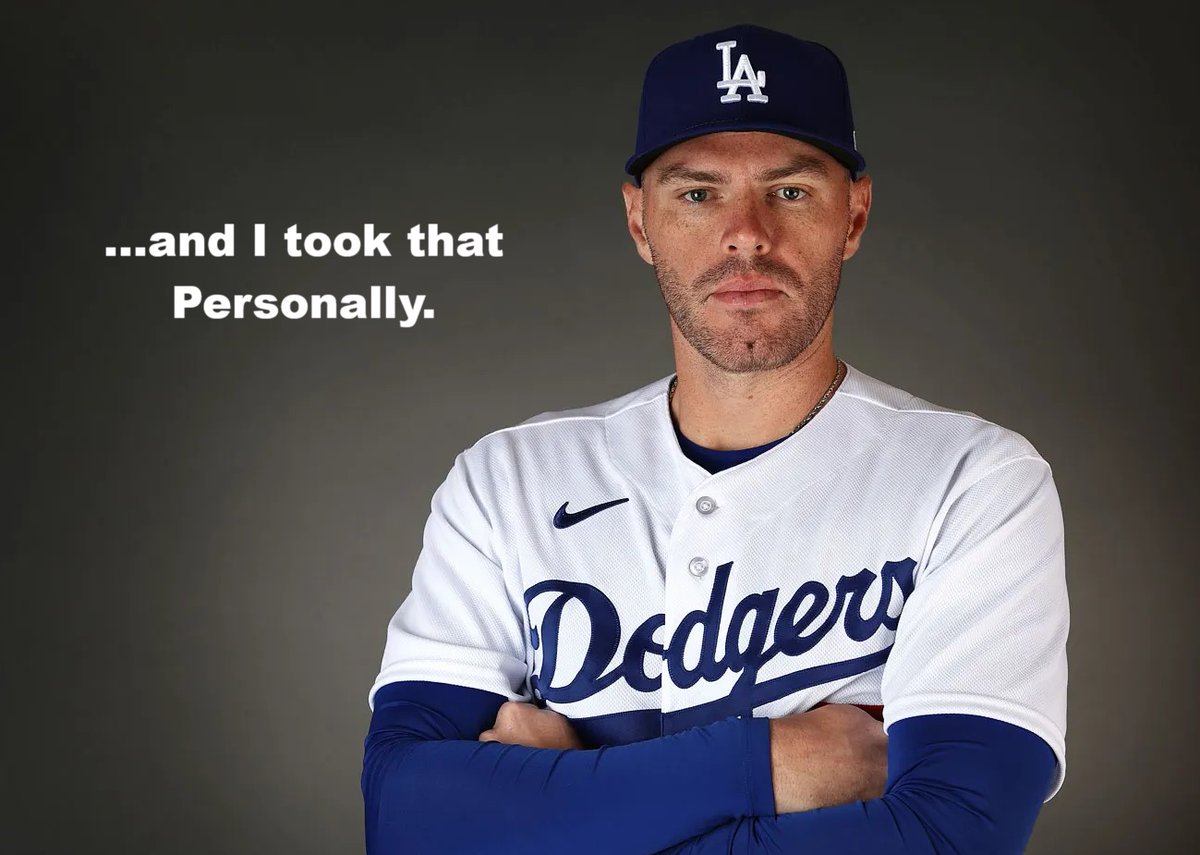 PitchingNinja's tweet photo. Freddie Freeman, pretty much... https://t.co/0uLDs30SON