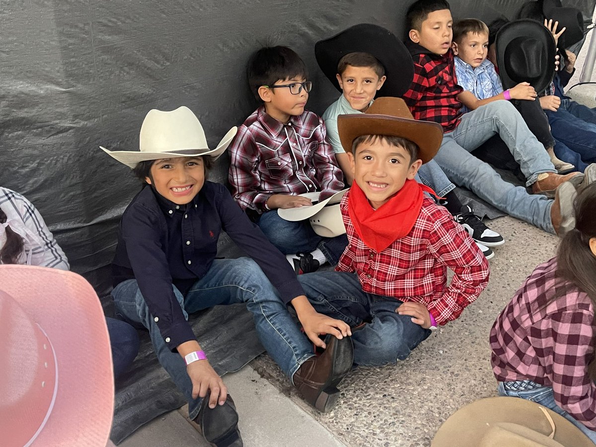 ibrimart's tweet photo. Kids did great today at the YISD Fall Festival! Great job Mrs. Anchondo!
@EastwoodKnolls https://t.co/wpNOoBwmwK