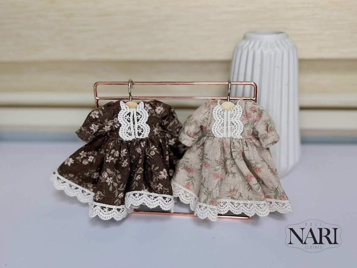 naridollclothes's tweet photo. 안녕하세요 나리샵이 오랜만에 인사 드립니다
클래식 원피스 2종 사전 판매 오더가 10월 27일 일요일 8시부터 시작됩니다 자세한 사항은 하단 링크 게시글 확인 부탁드립니다 https://t.co/hOXV0ADSrM
팔로우+본 트윗 RT 해주신 분 한 분을 추첨하여 이번 의상 한 벌을 드립니다

#트인덕장터 https://t.co/0loOmtktvC