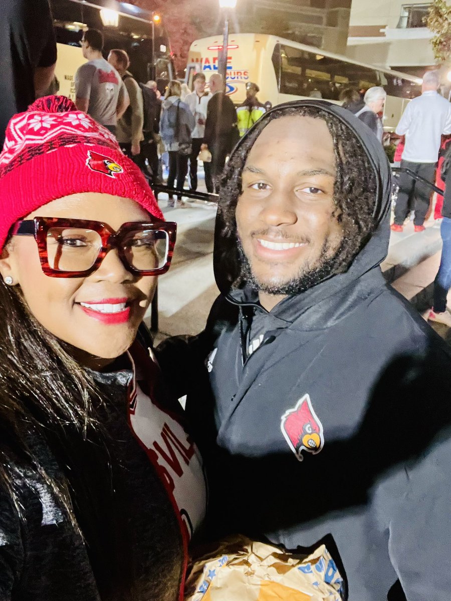 Midi Puryear tweet media