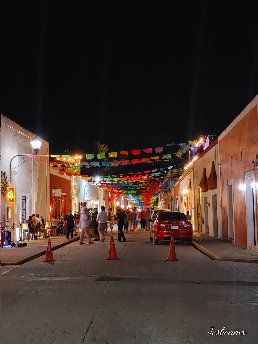 Que corredor gastronómico ni que la... Mejor la Calzada de los Frailes. ❤️
Valladolid Yucatán