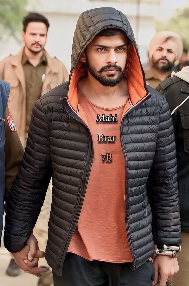 AshiYadav243739's tweet image. किसी लुक्खे लोगो को ठोक कर मैं डॉन नहीं बना हु।,,,, जिन जिन को ठोका ओ सब डॉन हीं थे,,,,,

ये डायलॉग लारेंस बिश्नोई पर फिट बैठता है।
#larence 
#larencebishnoi