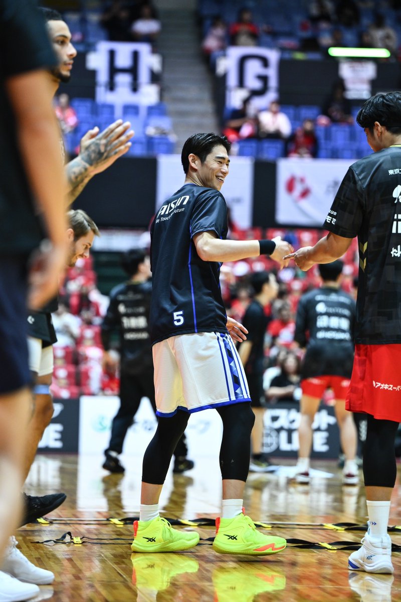 go_seahorses's tweet photo. 📅10/26(土)
🆚名古屋D🐬
🕒14:00 TIP OFF
試合開始まで1時間🕰️

以前のホームは、今のアウェー。
ホーム5連戦を終え、敵地へ乗り込む‼

📡B.LEAGUE全試合見放題なのは「バスケットLIVE」だけ！
https://t.co/Ug74UE75wp

#シーホース三河 #超えていけ https://t.co/421wx9ETAk