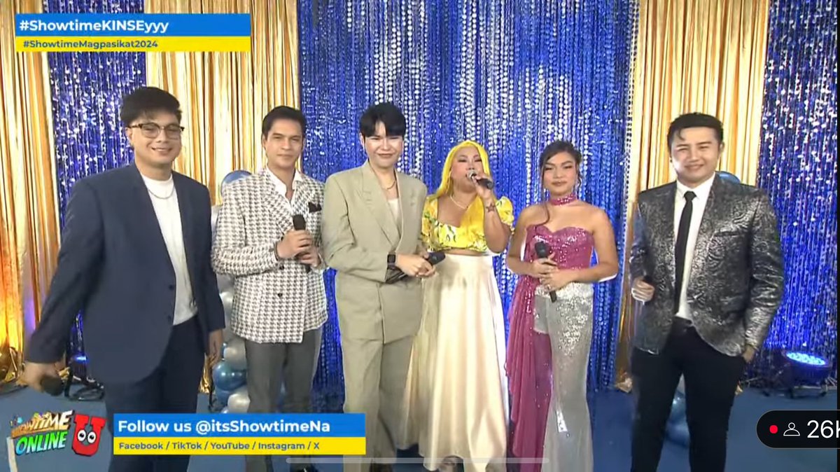 ecgatchie's tweet photo. EXCITED MUCH!❤️💚💙
#ShowtimeKINSEyyy
ANG GAGANDA AT GWAPO NG MGA SOU HOSTS!… I LOVE 💕 YOU ALL… WATCHING FROM JEDDAH SAUDI ARABIA
#elmergatchalian https://t.co/5nBSTxI0R6