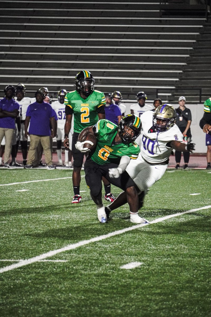 Chase Dixon (@chasedixon0) on Twitter photo 3TDs
170 YRDS 😤
hudl.com/athlete/176611…
<a href="/_Coach_Herring/">Lacey Herring</a> <a href="/MonroeFTBL/">Monroe Football</a> <a href="/Coach_M_Nix/">Mike Nix</a> <a href="/CoachGreene7/">Derrick Greene</a> <a href="/CDanzy/">Coach Danzy🏈</a> <a href="/CoachDub2/">Dub</a> 3TDs
170 YRDS 😤
hudl.com/athlete/176611…
<a href="/_Coach_Herring/">Lacey Herring</a> <a href="/MonroeFTBL/">Monroe Football</a> <a href="/Coach_M_Nix/">Mike Nix</a> <a href="/CoachGreene7/">Derrick Greene</a> <a href="/CDanzy/">Coach Danzy🏈</a> <a href="/CoachDub2/">Dub</a>