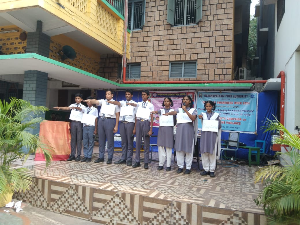 vptIndia's tweet photo. Vigilance Wing of Visakhapatnam #Port Authority have organised for Administration of #IntegrityPledge and for performing of Short #Playlet at Seventh-Day Adventist #highschool School in connection with the Ongoing series of events @ VAW, 2024.
@shipmin_india @CVCIndia https://t.co/0MZXBfWl7L