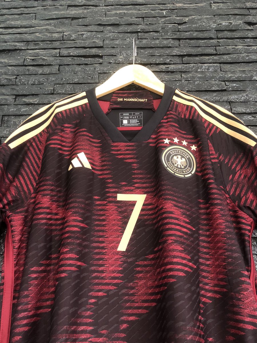 BluesboundsSw6's tweet photo. Bismillah
Jermani away WC 2022 Heat Dry (player vers)
Shirt : Original by Ad1d45
Condition : BNWT
Size : XL Asia/L Eropa (P78xL56)
Player : Kai Havertz Original
Price : 1.529K
@Jerseyforum #jersey4sale https://t.co/L80XrMJtW1