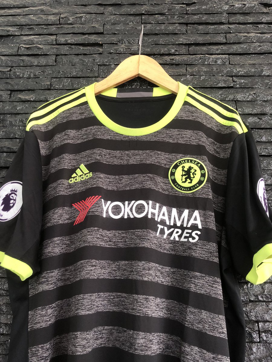 BluesboundsSw6's tweet photo. Bismillah
Chelsii Third 16/17 (juara epl)
Shirt : Original by AD1D45
Condition : Excellent (ad minus bekas pulls 2, tag sz &amp; climacool faded)
Size : XL (P77xL59)
Player : Diego Costa Remake
Patch &amp; sponsor all remake
Price : 400k
@Jerseyforum #jersey4sale https://t.co/RNRFpBIfm8