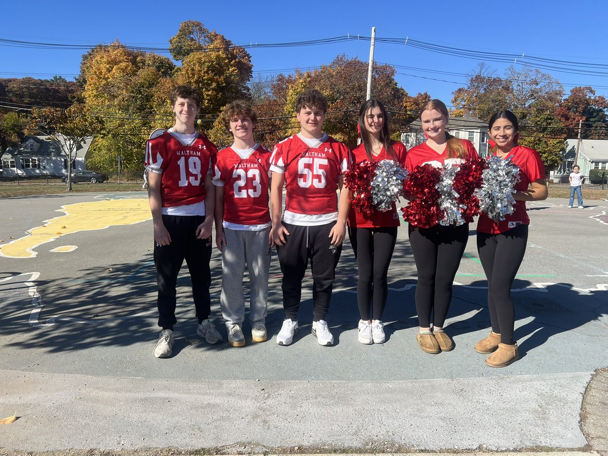 whscheering's tweet image. Kicking off Homecoming weekend with some fun visits to the elementary schools.